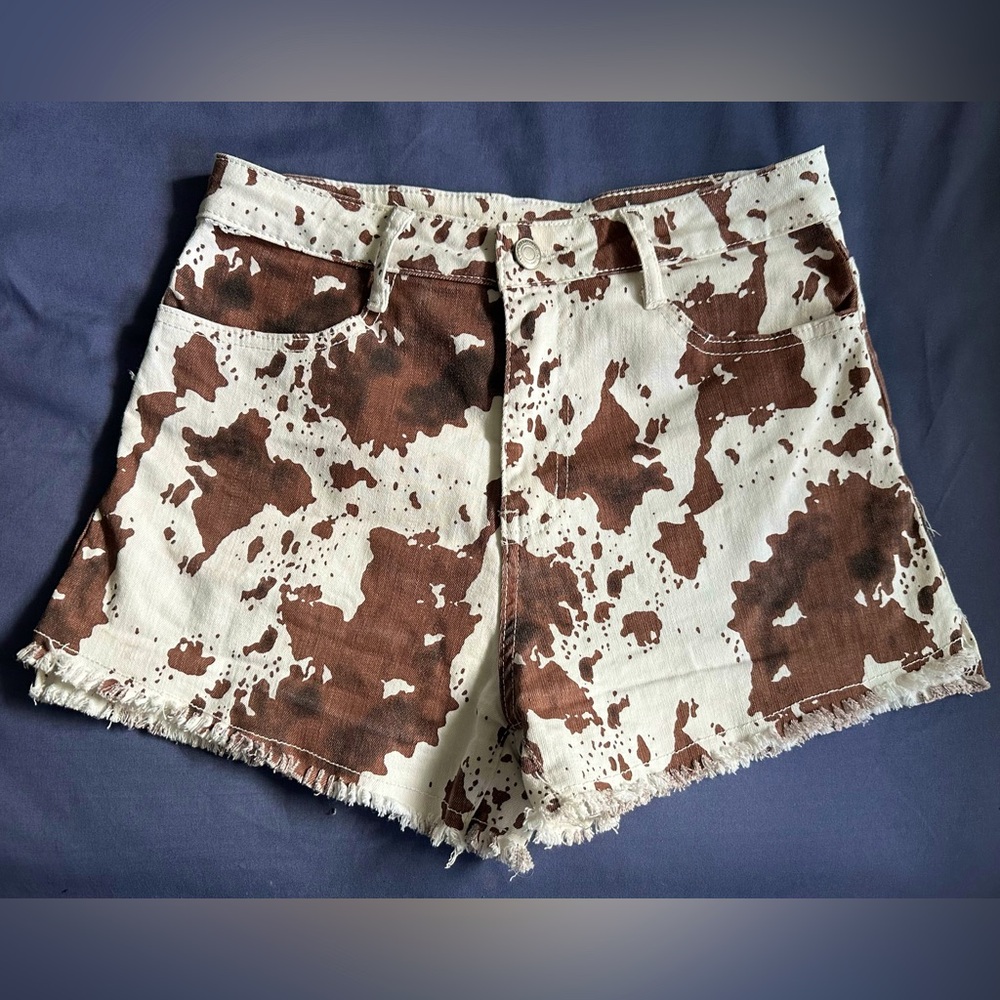 Cute cutoff Cow Print Women's Shorts